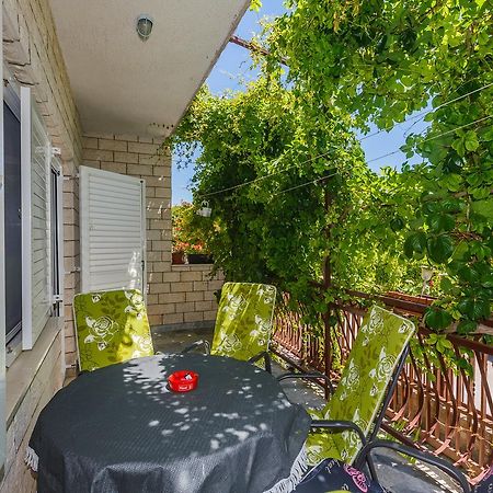 Apartman Mila Kastela Luaran gambar