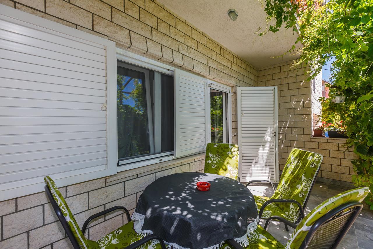 Apartman Mila Kastela Luaran gambar
