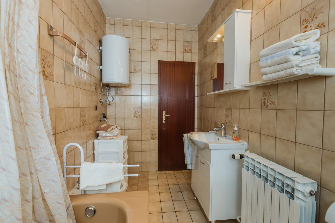 Apartman Mila Kastela Luaran gambar