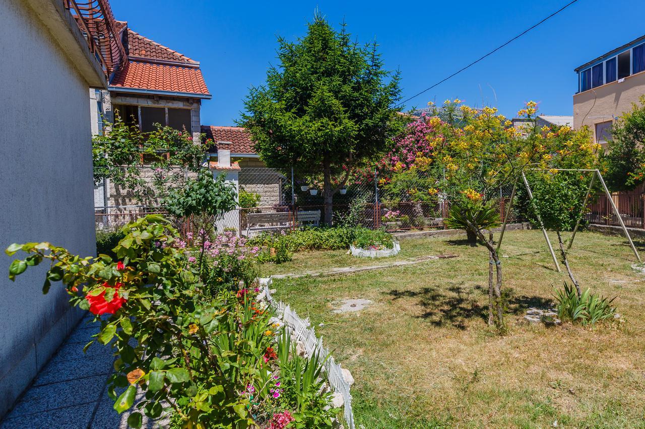 Apartman Mila Kastela Luaran gambar